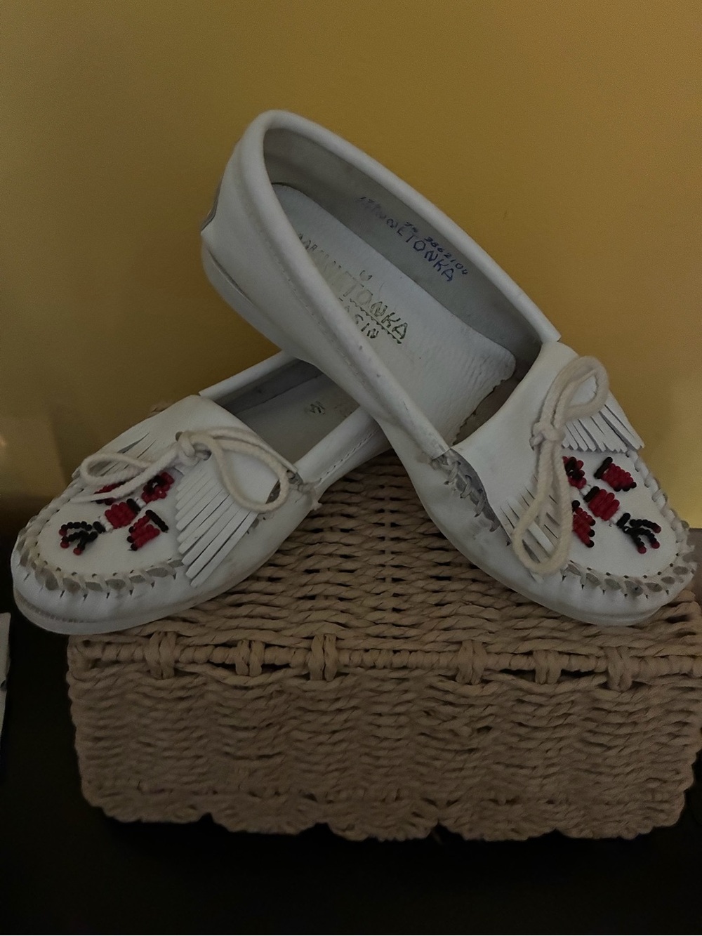 Minnetonka White Beaded Fringe Moccasin Loafers - Women